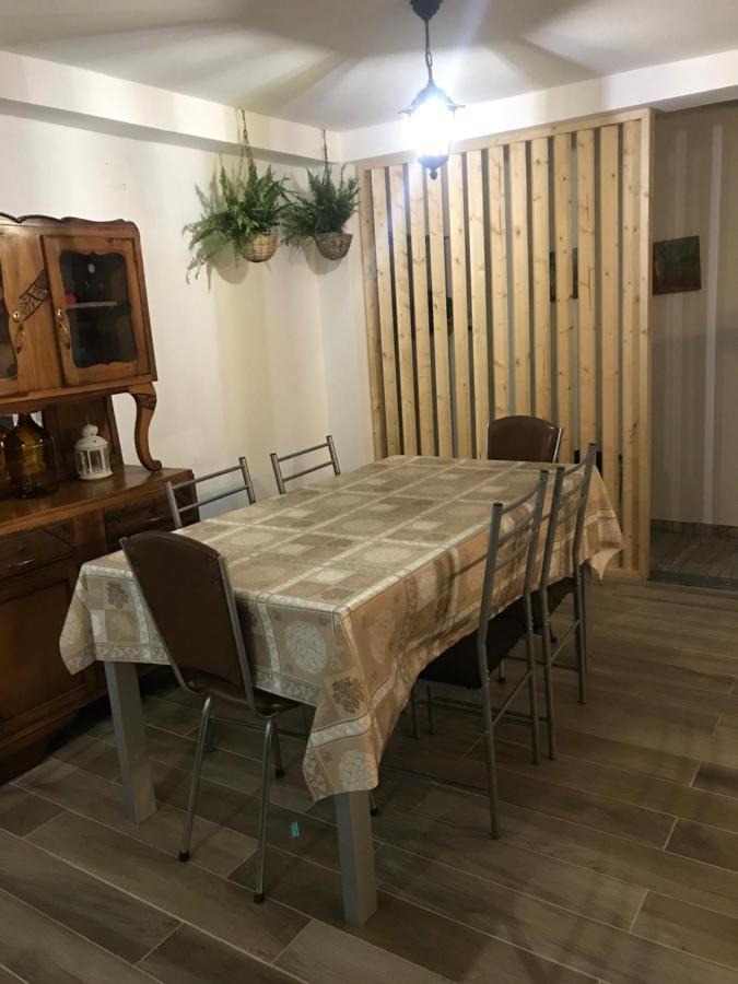 カルダス・ダ・ライーニャ Casa Dos Capinhaヴィラ エクステリア 写真